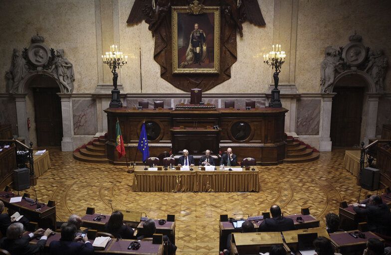 Fotagrafa 9: President of the European Parliament Jerzy Bruzek, center, meets three National Parliament Committees in the Sao BENTO Palace, the Parliament building in Lisbon on February 18, 2011.