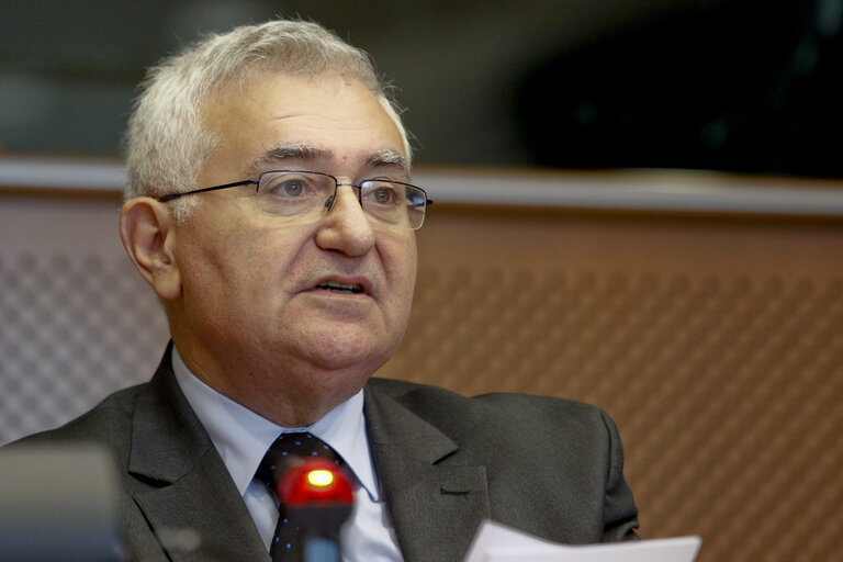 Zdjęcie 11: Hearing on GMO's cultivation in presence of European Commissioner John Dalli