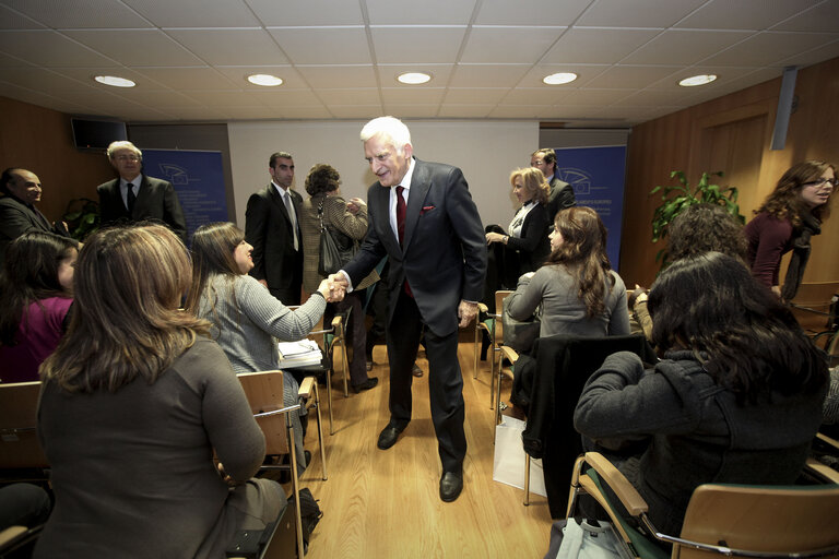 Fotagrafa 27: President of the European Parliament Jerzy Bruzek, meets with youngsters, students of the European Affairs Course at EPO in the European Center Jean Monnet in Lisbon on February 17, 2011.