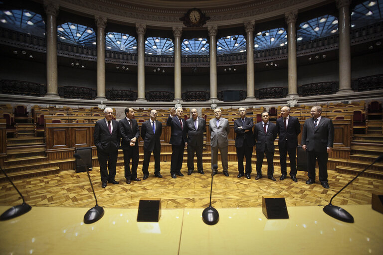 Fotagrafa 2: President of the European Parliament Jerzy Bruzek, 4th-left, visits with Portuguese Parliament's President Jaime Gama, 5th-left, the Pal·cio de S„o Bento, the Parliament building in Lisbon on February 17, 2011.