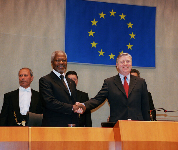 The 2003 Sakharov Prize is awarded to the UN and its President Kofi Annan