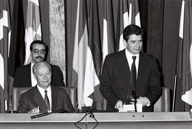 The 1989 Sakharov Prize is awarded to Alexander Dubcek