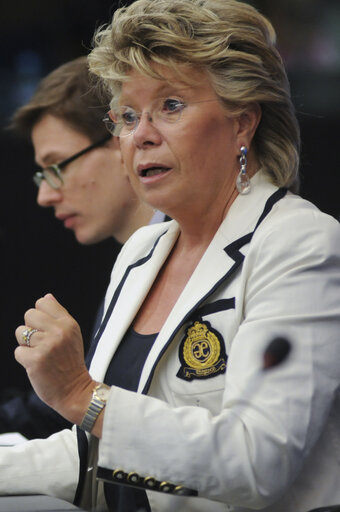 Fotografia 18: CDP with VP Viviane REDING, Gender Strategy