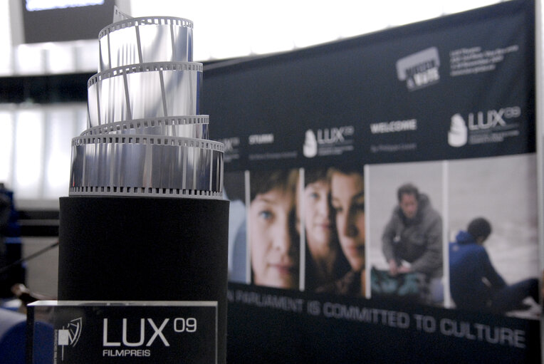 Fotografie 5: The 2009 Lux Film Prize is awarded to Welcome by French director Philippe Lioret