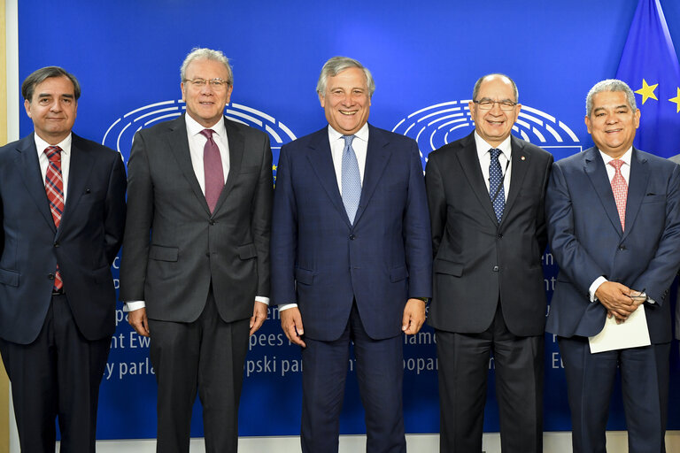 Fotografija 1: EP President meets with 11 Latin American Ambassadors