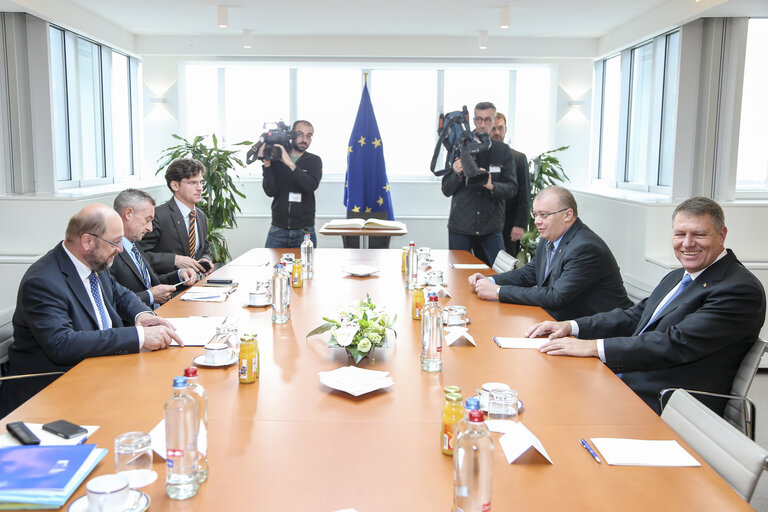 Foto 8: Martin SCHULZ - EP President meets with Klaus IOHANNIS - Romanian  President