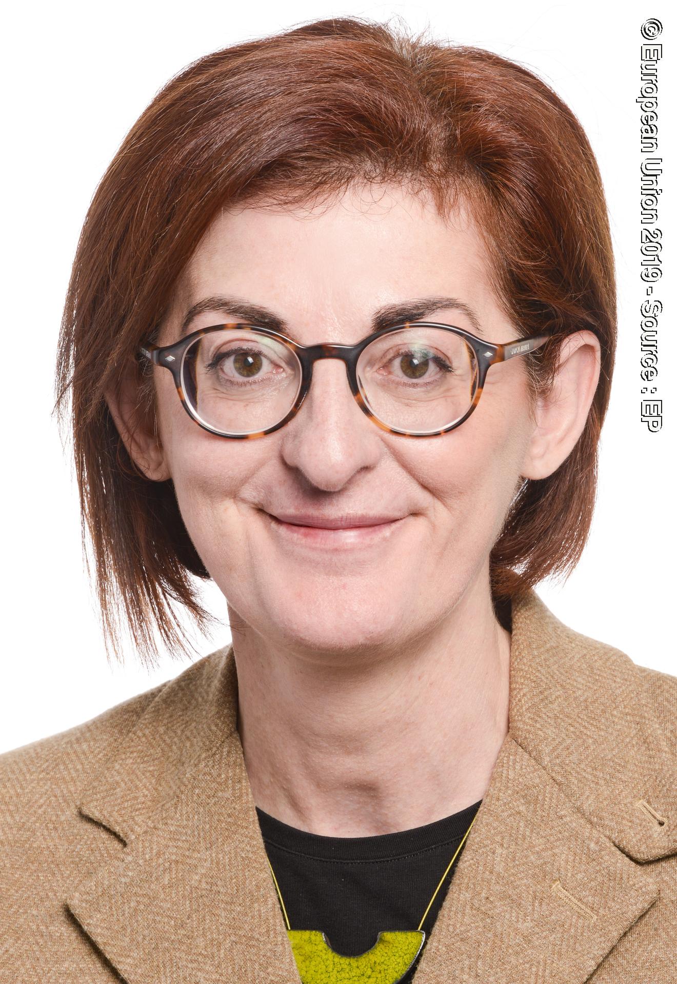 Foto 30: Maite PAGAZAURTUNDUA RUIZ official portrait - 9th Parliamentary term