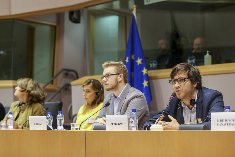 Fotografija 24: CULT - European Charlemagne Youth Prize winners attend the Culture Committee Meeting