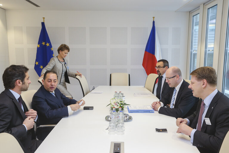 Fotografia 3: Gianni PITTELLA - S&D President - meets with Bohuslav SOBOKTA, Czech Prime Minister