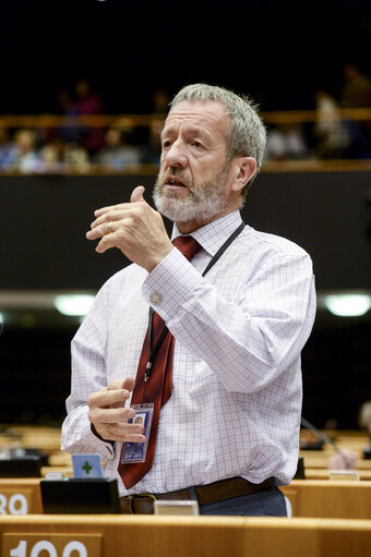 Zdjęcie 12: Plenary Session week 42 2015 in Brussels  Towards a new international climate agreement in Paris - Report: Gilles Pargneaux (A8-0275/2015)