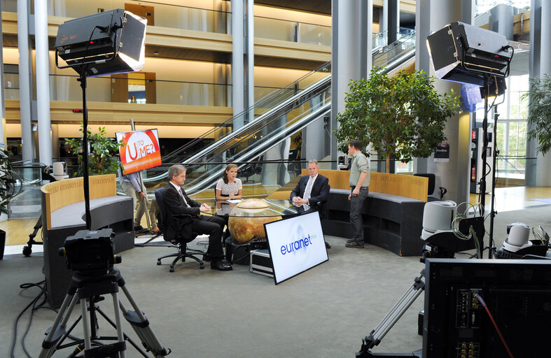 Photo 17: Euranet Plus debate