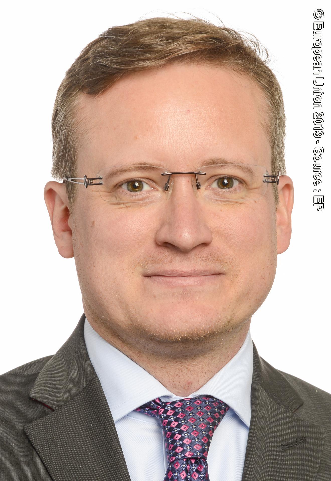 Ondrej KOVARIK official portrait - 9th Parliamentary term -