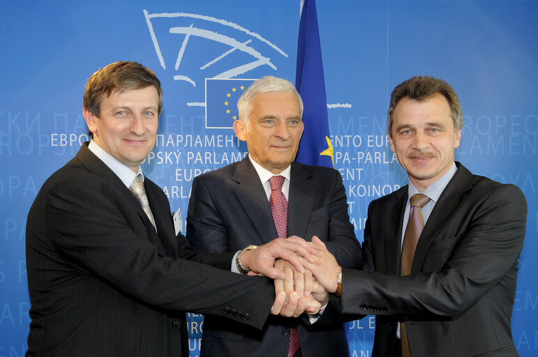 EP President meets Anatoly LEBEDKO one of the opposition leaders in Belarus.