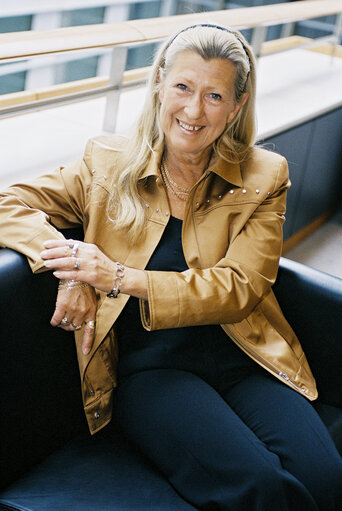 Foto 4: Portrait of MEP Lisbeth GRONFELDT BERGMAN in Brussels