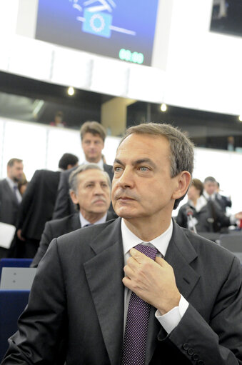 Valokuva 25: Plenary session in Strasbourg - Spanish Prime Minister Jose Luis Rodríguez Zapatero debates with MEPs the programme of the Spanish presidency of the Council during the first half of 2010