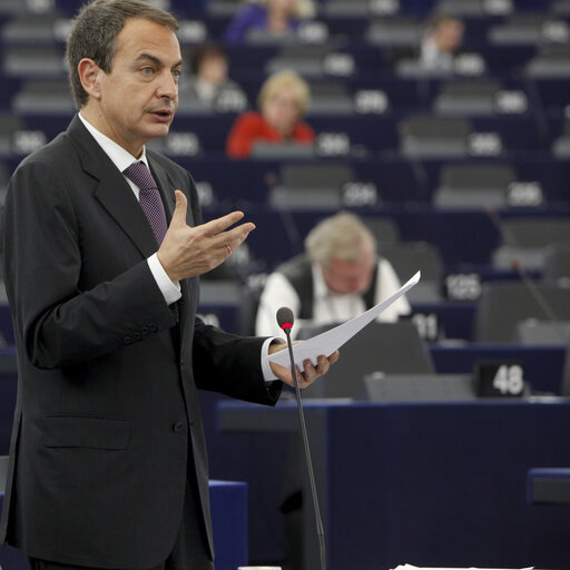 Fotografija 10: Presentation of the programme of the Spanish Presidency by Spain's Prime Minister during the Plenary session in Strasbourg