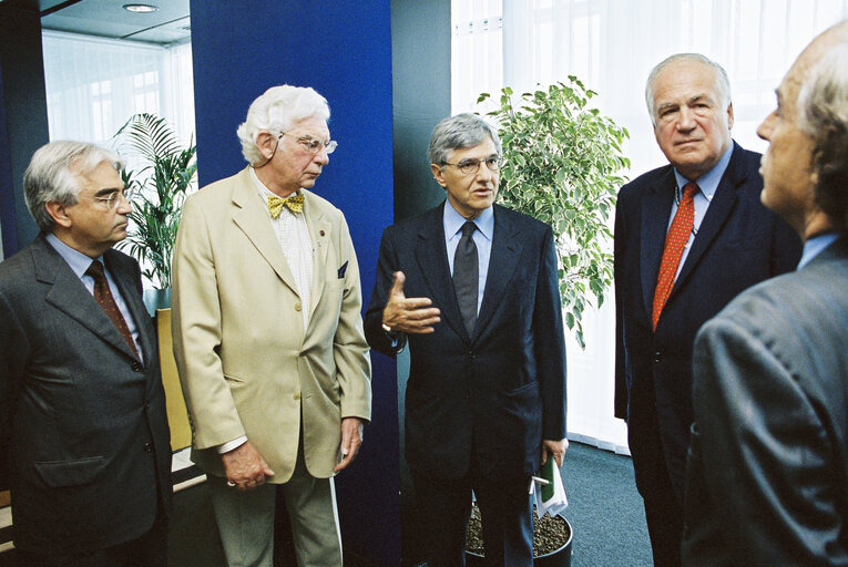 Members of the Kangaroo group meet with Greek Deputy Minister for Foreign Affairs