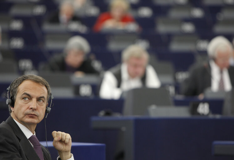 Nuotrauka 18: Presentation of the programme of the Spanish Presidency by Spain's Prime Minister during the Plenary session in Strasbourg