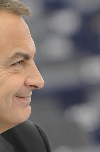 Valokuva 20: Plenary session in Strasbourg - Spanish Prime Minister Jose Luis Rodríguez Zapatero debates with MEPs the programme of the Spanish presidency of the Council during the first half of 2010