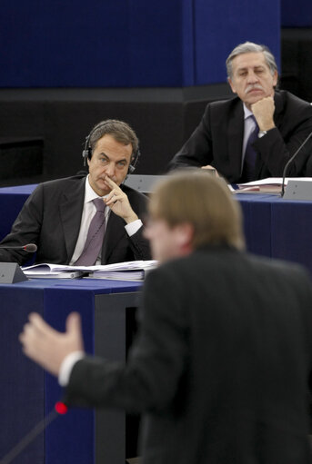 Fotagrafa 2: Presentation of the programme of the Spanish Presidency by Spain's Prime Minister during the Plenary session in Strasbourg