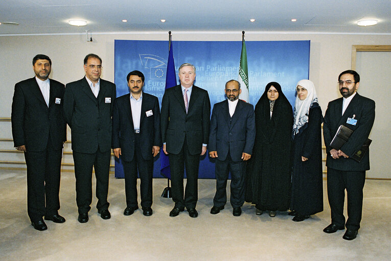 Fotografija 22: EP President meets with a delegation of the Iranian Parliament led by Mohsen MIRDAMADI