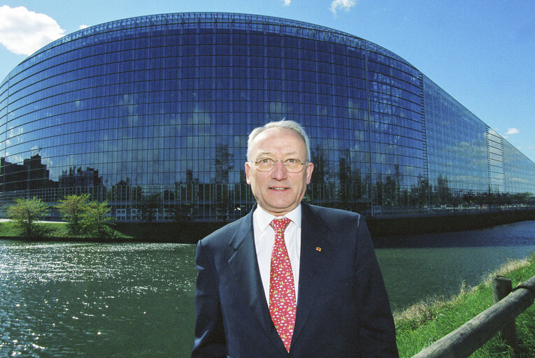 Foto 9: Portrait of a MEP