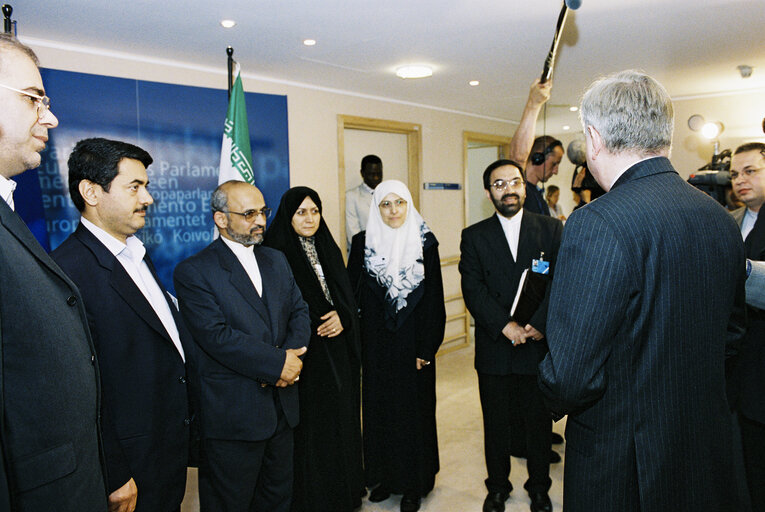 Fotografija 23: EP President meets with a delegation of the Iranian Parliament led by Mohsen MIRDAMADI