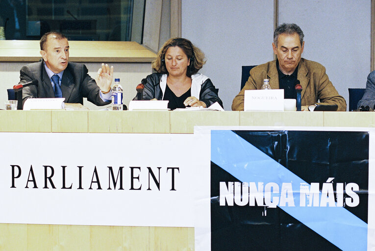 Press conference on maritime safety with members of the Nunca Mais collective