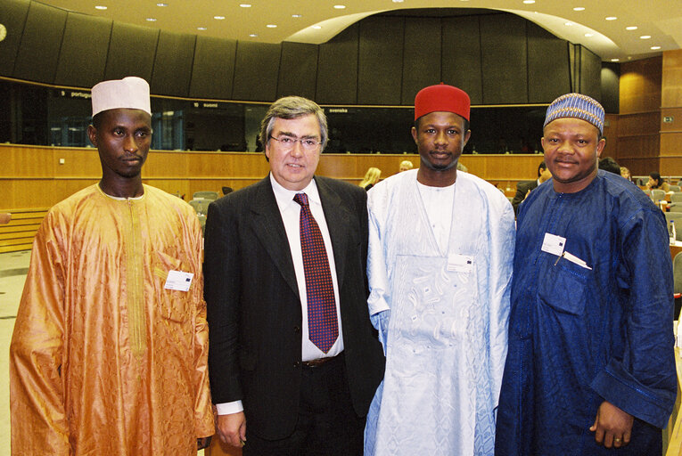 Fotagrafa 2: MEP Joaquim MIRANDA meets with Chikelu CHUKWUEMEKA at the European Parliament in Brussels