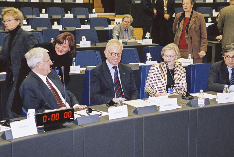 Foto 21: New presidency in the EPP group