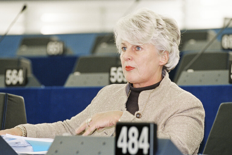 Photo 2: Portrait of MEP Avril DOYLE in Plenary Session  in Strasbourg