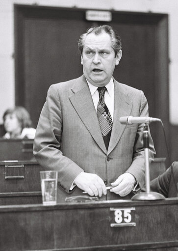 Pierre J. LARDINOIS in Plenary session Strasbourg february 1976