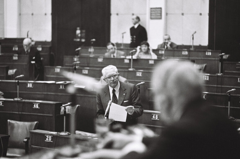 Commissioner SCARASCIA MUGNOZZA Carlo in Plenary session Strasbourg february 1976