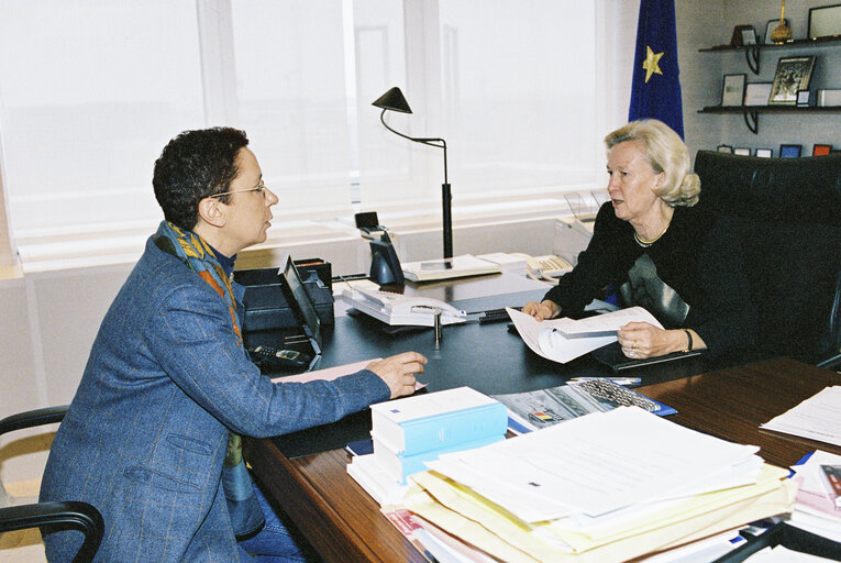 Nicole FONTAINE EP President meets Ana PALACIO VALLELERSUNDI