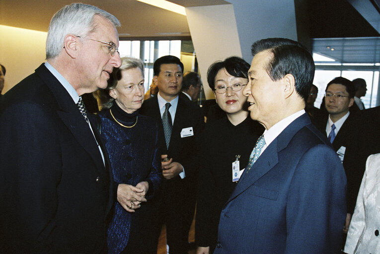 Photo 7 : Reception following the visit of the President of South Korea to the EP in Strasbourg.