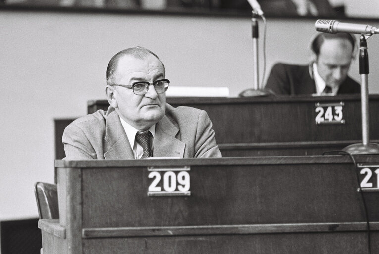 Marcel Albert  VANDEWIELE in Plenary session Strasbourg february 1976