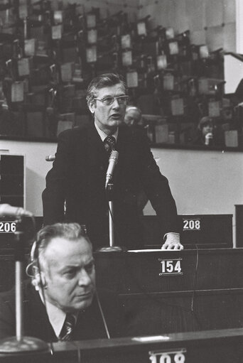 Photo 49 : Jan DE KONING in Plenary session Strasbourg february 1976