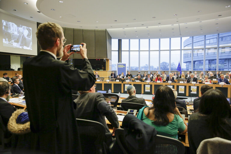 Photo 6 : European Parliament dialogue seminar with Churches and religious communities on ' The External Policies of the EU '