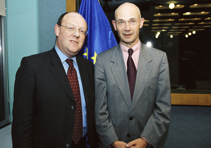 Photo 1: David BOWE and Pascal LAMY, EC Commissioner in Strasbourg in March 2002.