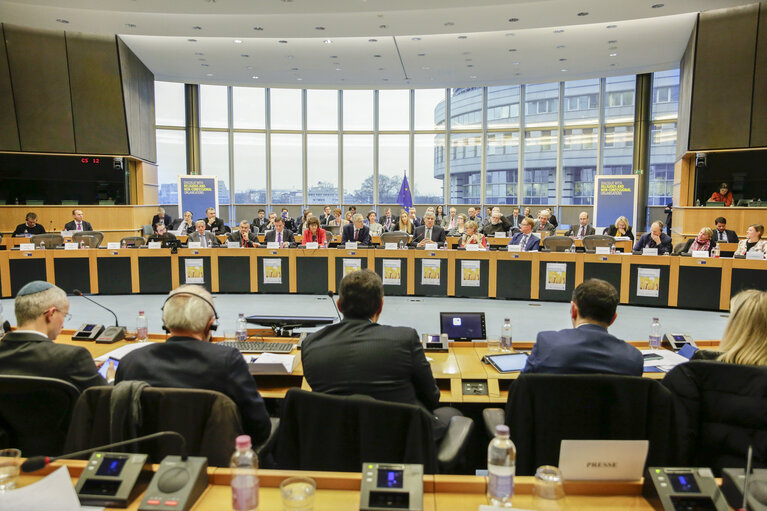 Photo 7 : European Parliament dialogue seminar with Churches and religious communities on ' The External Policies of the EU '