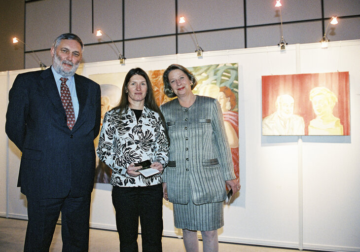 Foto 4: Opening of an exhibition in Brussels on March 19, 2002.