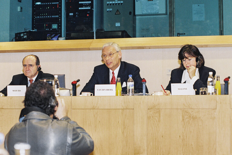 Photo 4: Hearing of Hans VAN DEN BROEK (Netherlands), Commissioner designate for Common Foreign and Security Policy