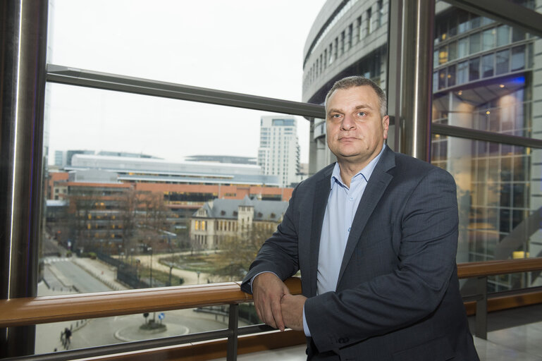 Fotó 3: Peter KOUROUMBASHEV in the European Parliament in Brussels