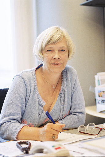 Fotogrāfija 3: MEP Ulla Margrethe SANDBAEK at the European Parliament in Brussels