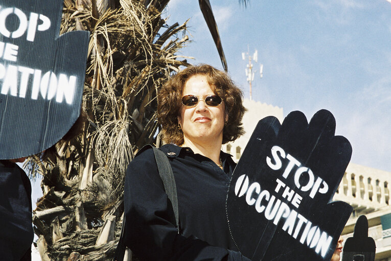 Fotografia 9: Nurit PELED ELHANAN, Sakharov Prize Winner 2001