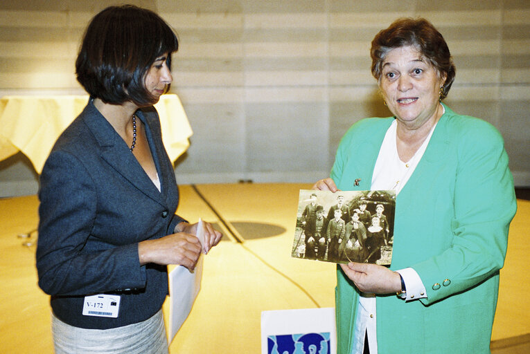 Fotografija 3: European Year of Languages 2001