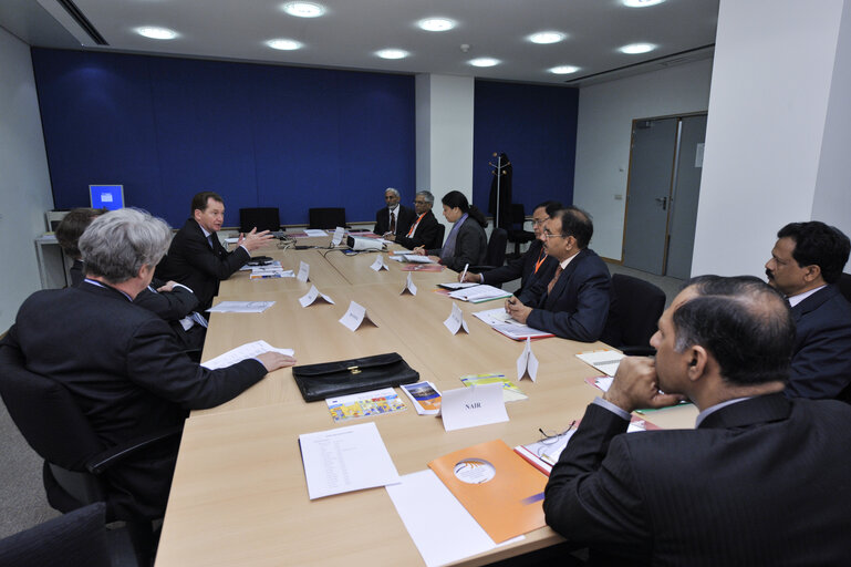 Photo 5: MEP Graham Watson receives members of the Rajya Sabha (Upper House of the Indian Parliament)