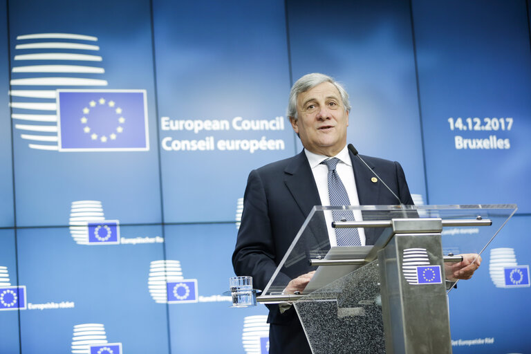 Foto 6: Antonio TAJANI - EP President takes part in the European Council meeting - Press Conference