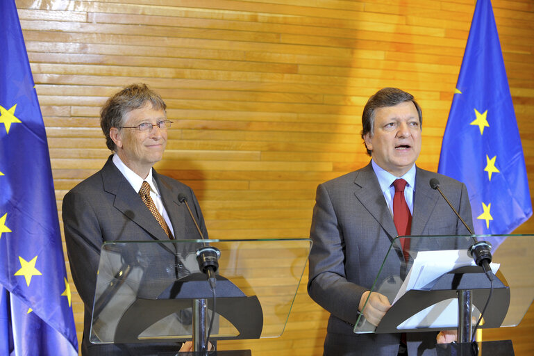 Fotografia 8: Press Point on Fighting Poverty and Disease with Bill Gates, Co-Chairman of the Bill & Melinda Gates Foundation and Chairman of Microsoft and José Manuel Barroso, EC President