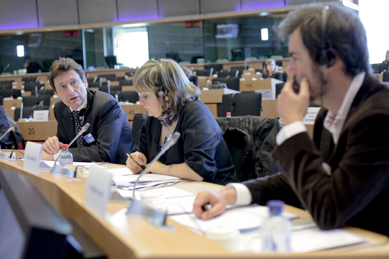 Fotografie 4: ECON Workshop: Ensuring Access to Basic Banking Services